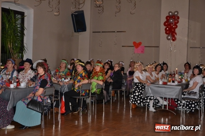 Zdjęcie w galerii na portalu naszraciborz.pl: Babski comber. Oj, co to się działo w tym Tworkowie  wiadomości z regionu