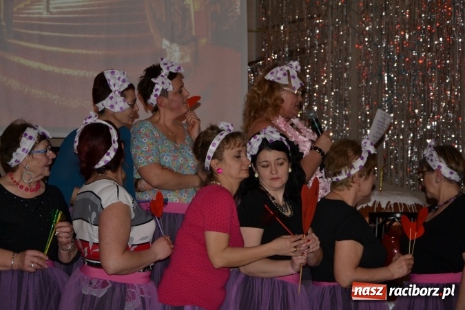 Zdjęcie w galerii na portalu naszraciborz.pl: Babski comber. Oj, co to się działo w tym Tworkowie  wiadomości z regionu