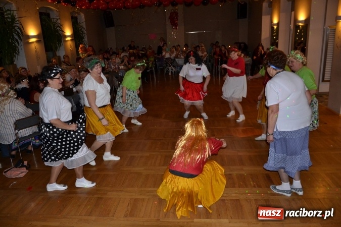 Zdjęcie w galerii na portalu naszraciborz.pl: Babski comber. Oj, co to się działo w tym Tworkowie  wiadomości z regionu