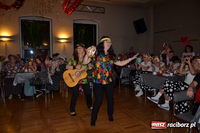 Zdjęcie w galerii na portalu naszraciborz.pl: Babski comber. Oj, co to się działo w tym Tworkowie  wiadomości z regionu