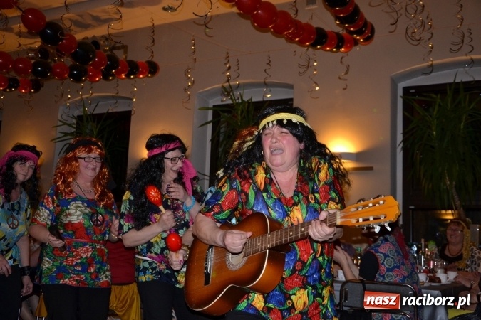 Zdjęcie w galerii na portalu naszraciborz.pl: Babski comber. Oj, co to się działo w tym Tworkowie  wiadomości z regionu