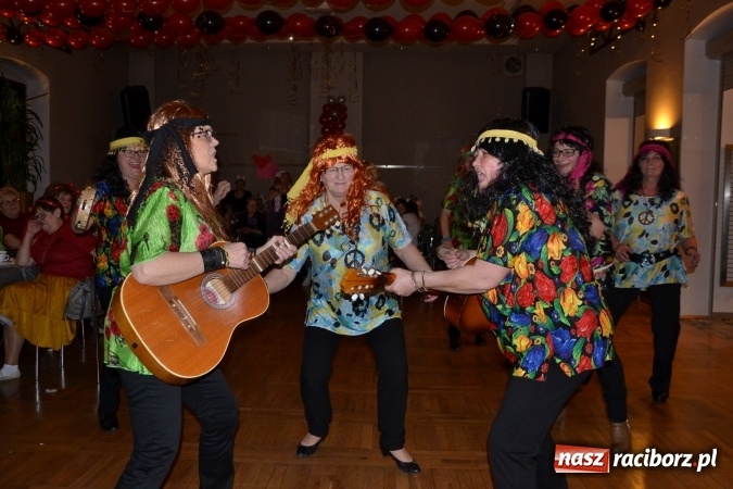 Zdjęcie w galerii na portalu naszraciborz.pl: Babski comber. Oj, co to się działo w tym Tworkowie  wiadomości z regionu