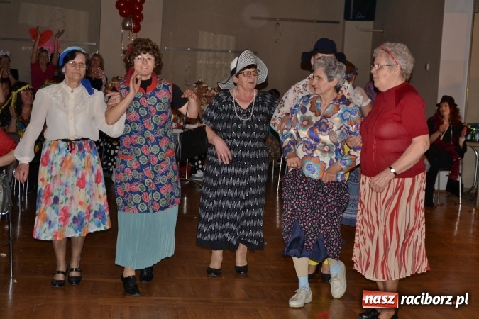 Zdjęcie w galerii na portalu naszraciborz.pl: Babski comber. Oj, co to się działo w tym Tworkowie  wiadomości z regionu