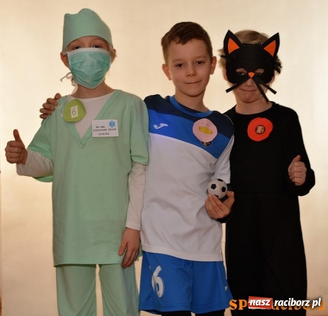 Zdjęcie w galerii na portalu naszraciborz.pl: Bal nad balami w Szkole Podstawowej nr 4  wiadomości z regionu