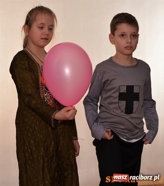 Zdjęcie w galerii na portalu naszraciborz.pl: Bal nad balami w Szkole Podstawowej nr 4  wiadomości z regionu