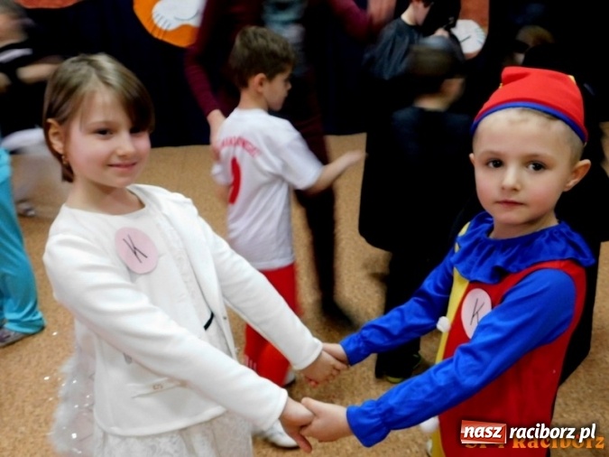 Zdjęcie w galerii na portalu naszraciborz.pl: Bal nad balami w Szkole Podstawowej nr 4  wiadomości z regionu