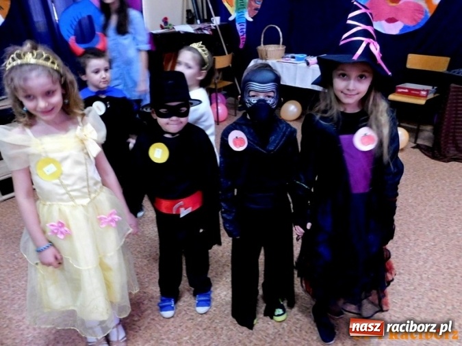 Zdjęcie w galerii na portalu naszraciborz.pl: Bal nad balami w Szkole Podstawowej nr 4  wiadomości z regionu