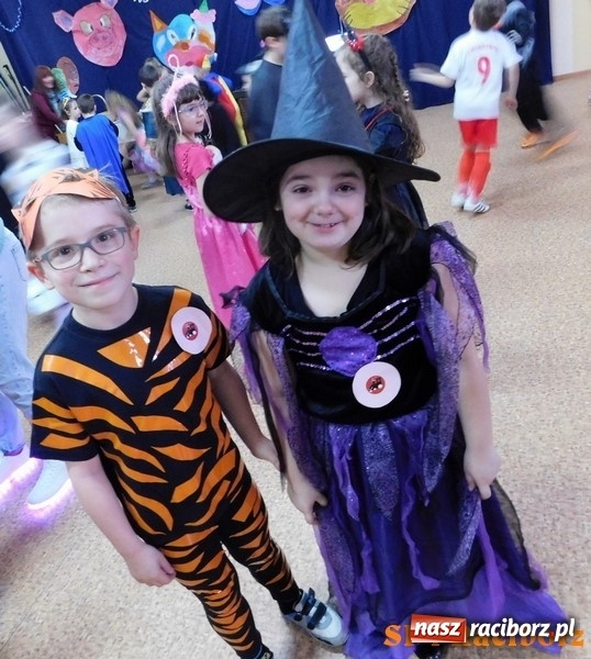 Zdjęcie w galerii na portalu naszraciborz.pl: Bal nad balami w Szkole Podstawowej nr 4  wiadomości z regionu