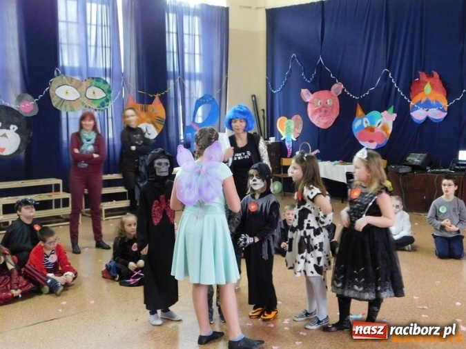 Zdjęcie w galerii na portalu naszraciborz.pl: Bal nad balami w Szkole Podstawowej nr 4  wiadomości z regionu