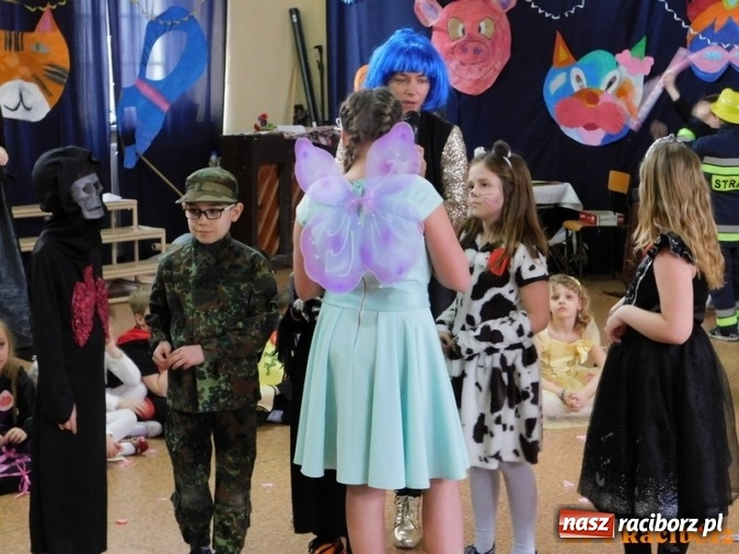 Zdjęcie w galerii na portalu naszraciborz.pl: Bal nad balami w Szkole Podstawowej nr 4  wiadomości z regionu