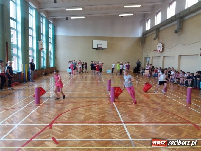 Zdjęcie w galerii na portalu naszraciborz.pl: Szkoła Podstawowa nr 18 im. Książąt Raciborskich w Raciborzu prowadzi zapisy do klas sportowych wiadomości z regionu