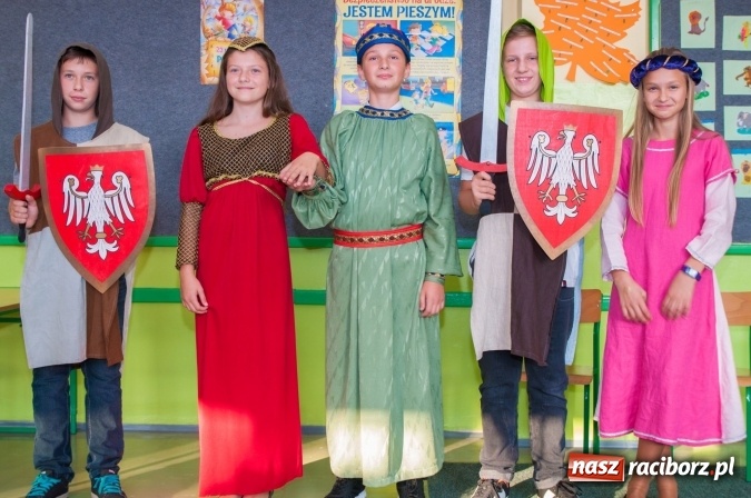 Zdjęcie w galerii na portalu naszraciborz.pl: Szkoła Podstawowa nr 18 im. Książąt Raciborskich w Raciborzu prowadzi zapisy do klas sportowych wiadomości z regionu