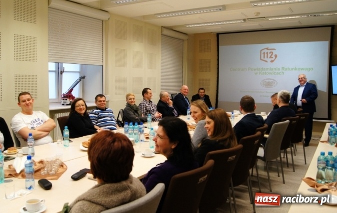 Zdjęcie w galerii na portalu naszraciborz.pl: Czy numery 997, 998 i 999 przestaną wkr&oacute;tce obowiązywać? wiadomości z regionu