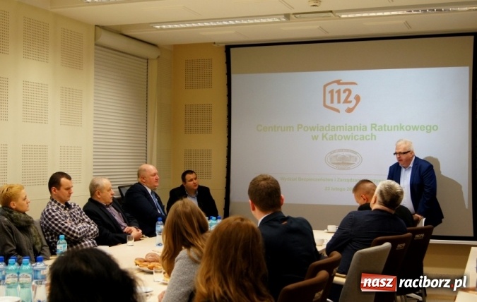 Zdjęcie w galerii na portalu naszraciborz.pl: Czy numery 997, 998 i 999 przestaną wkr&oacute;tce obowiązywać? wiadomości z regionu