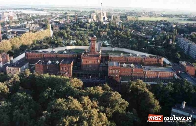 Zdjęcie w galerii na portalu naszraciborz.pl: O raciborskiej architekturze w księgarni Sowa wiadomości z regionu