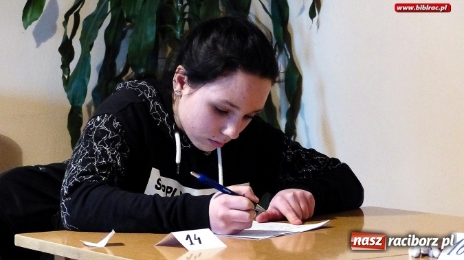 Zdjęcie w galerii na portalu naszraciborz.pl: Więzień labiryntu - raciborska biblioteka zorganizowała konkurs wiedzy wiadomości z regionu