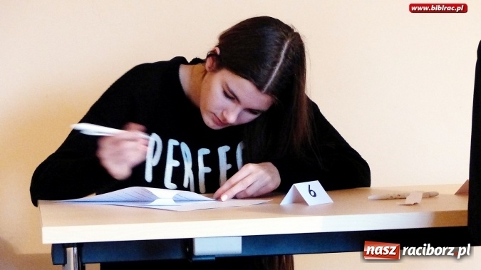 Zdjęcie w galerii na portalu naszraciborz.pl: Więzień labiryntu - raciborska biblioteka zorganizowała konkurs wiedzy wiadomości z regionu