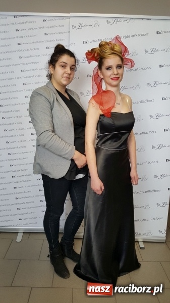 Zdjęcie w galerii na portalu naszraciborz.pl: Stylizacja na Czerwony Dywan, czyli konkurs fryzjerski w CKZiU nr 1 wiadomości z regionu