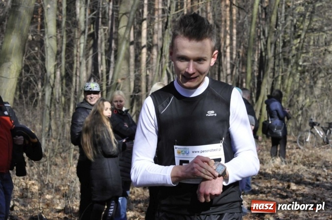 Zdjęcie w galerii na portalu naszraciborz.pl: VI Bieg Twardziela. Piękna pogoda, trudna trasa, rekordowa liczba uczestników wiadomości z regionu