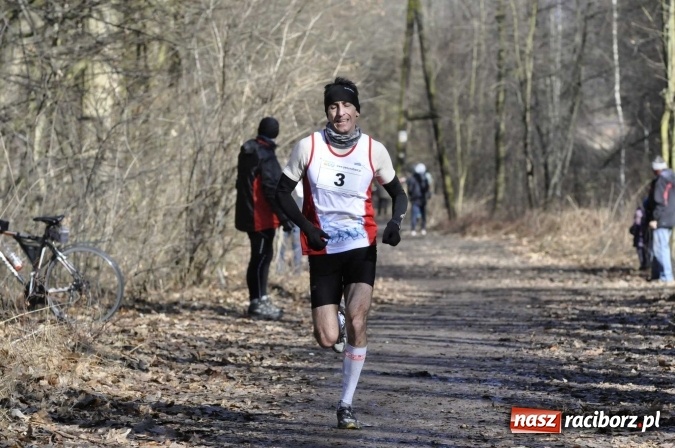 Zdjęcie w galerii na portalu naszraciborz.pl: VI Bieg Twardziela. Piękna pogoda, trudna trasa, rekordowa liczba uczestników wiadomości z regionu