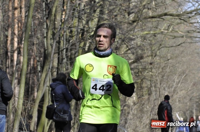 Zdjęcie w galerii na portalu naszraciborz.pl: VI Bieg Twardziela. Piękna pogoda, trudna trasa, rekordowa liczba uczestników wiadomości z regionu