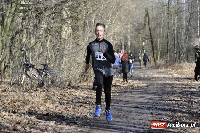 Zdjęcie w galerii na portalu naszraciborz.pl: VI Bieg Twardziela. Piękna pogoda, trudna trasa, rekordowa liczba uczestników wiadomości z regionu