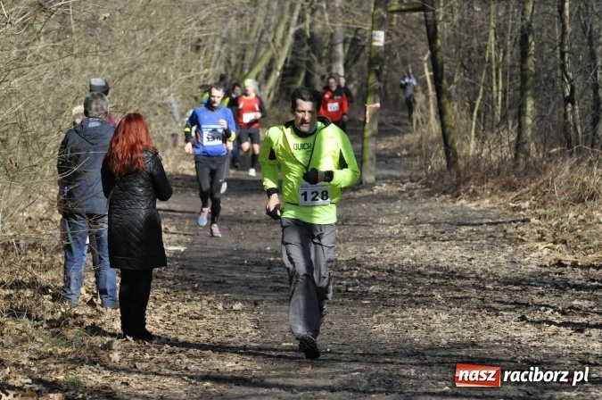 Zdjęcie w galerii na portalu naszraciborz.pl: VI Bieg Twardziela. Piękna pogoda, trudna trasa, rekordowa liczba uczestników wiadomości z regionu