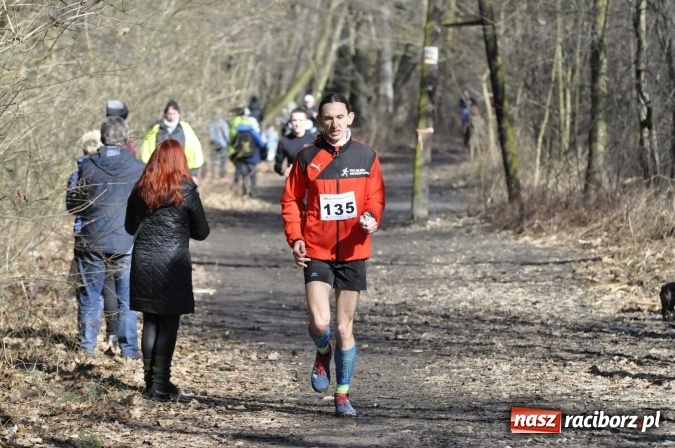 Zdjęcie w galerii na portalu naszraciborz.pl: VI Bieg Twardziela. Piękna pogoda, trudna trasa, rekordowa liczba uczestników wiadomości z regionu