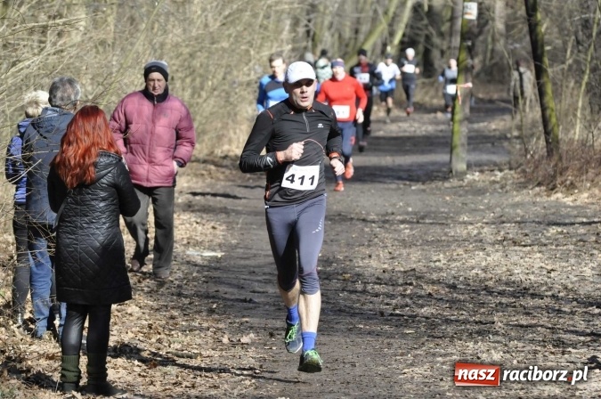 Zdjęcie w galerii na portalu naszraciborz.pl: VI Bieg Twardziela. Piękna pogoda, trudna trasa, rekordowa liczba uczestników wiadomości z regionu