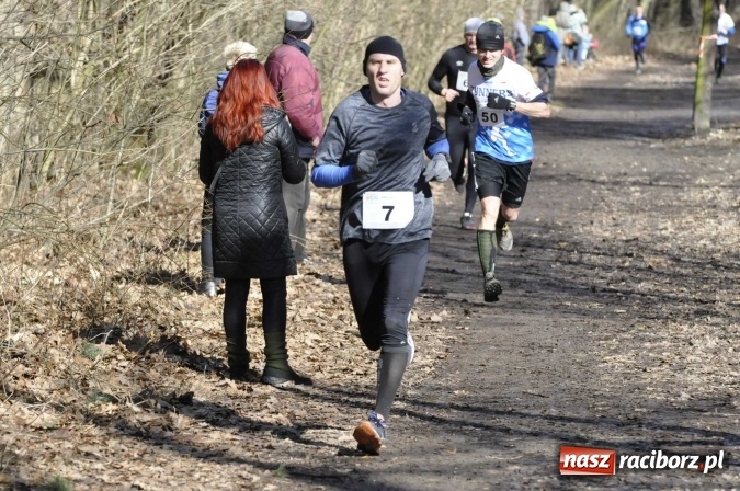 Zdjęcie w galerii na portalu naszraciborz.pl: VI Bieg Twardziela. Piękna pogoda, trudna trasa, rekordowa liczba uczestników wiadomości z regionu