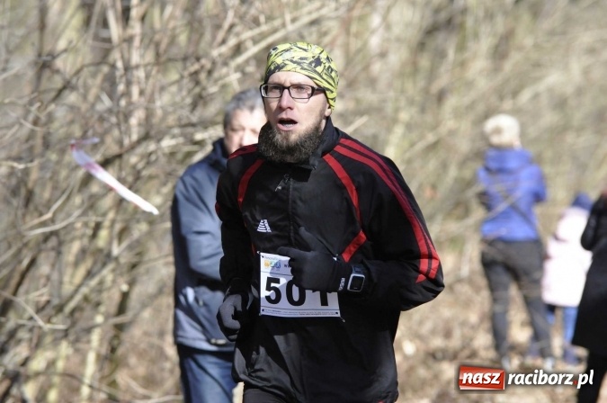 Zdjęcie w galerii na portalu naszraciborz.pl: VI Bieg Twardziela. Piękna pogoda, trudna trasa, rekordowa liczba uczestników wiadomości z regionu