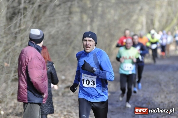 Zdjęcie w galerii na portalu naszraciborz.pl: VI Bieg Twardziela. Piękna pogoda, trudna trasa, rekordowa liczba uczestników wiadomości z regionu