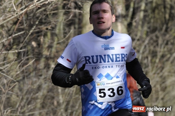Zdjęcie w galerii na portalu naszraciborz.pl: VI Bieg Twardziela. Piękna pogoda, trudna trasa, rekordowa liczba uczestników wiadomości z regionu
