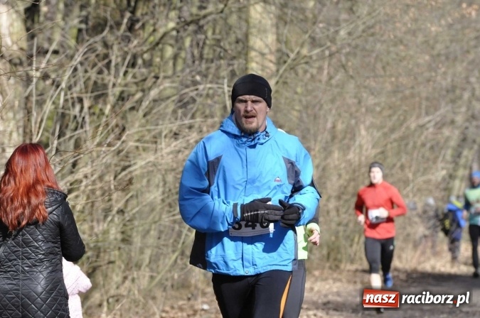 Zdjęcie w galerii na portalu naszraciborz.pl: VI Bieg Twardziela. Piękna pogoda, trudna trasa, rekordowa liczba uczestników wiadomości z regionu