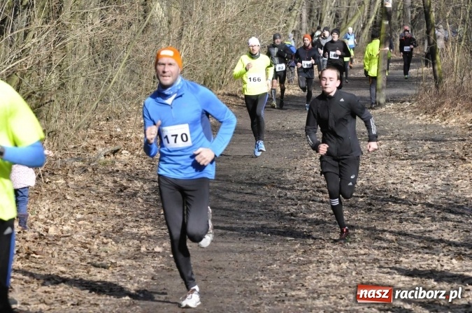 Zdjęcie w galerii na portalu naszraciborz.pl: VI Bieg Twardziela. Piękna pogoda, trudna trasa, rekordowa liczba uczestników wiadomości z regionu