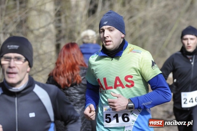 Zdjęcie w galerii na portalu naszraciborz.pl: VI Bieg Twardziela. Piękna pogoda, trudna trasa, rekordowa liczba uczestników wiadomości z regionu