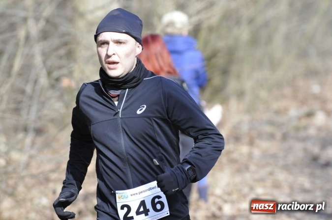 Zdjęcie w galerii na portalu naszraciborz.pl: VI Bieg Twardziela. Piękna pogoda, trudna trasa, rekordowa liczba uczestników wiadomości z regionu