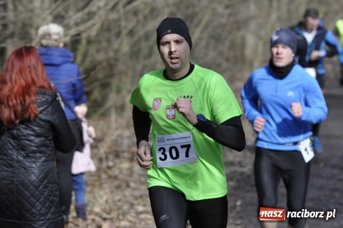 Zdjęcie w galerii na portalu naszraciborz.pl: VI Bieg Twardziela. Piękna pogoda, trudna trasa, rekordowa liczba uczestników wiadomości z regionu