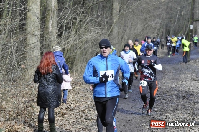 Zdjęcie w galerii na portalu naszraciborz.pl: VI Bieg Twardziela. Piękna pogoda, trudna trasa, rekordowa liczba uczestników wiadomości z regionu