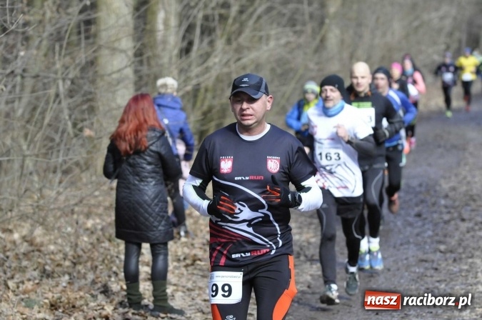 Zdjęcie w galerii na portalu naszraciborz.pl: VI Bieg Twardziela. Piękna pogoda, trudna trasa, rekordowa liczba uczestników wiadomości z regionu