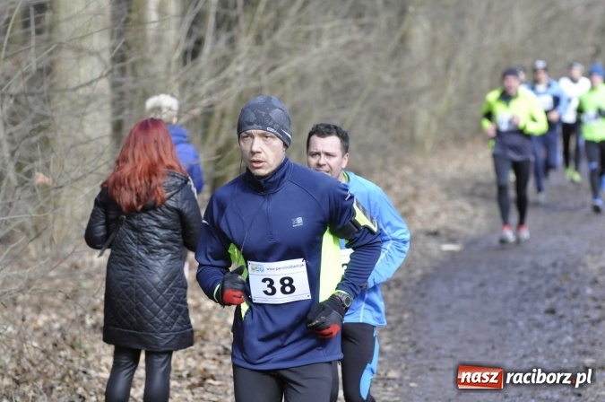 Zdjęcie w galerii na portalu naszraciborz.pl: VI Bieg Twardziela. Piękna pogoda, trudna trasa, rekordowa liczba uczestników wiadomości z regionu
