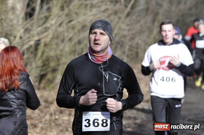 Zdjęcie w galerii na portalu naszraciborz.pl: VI Bieg Twardziela. Piękna pogoda, trudna trasa, rekordowa liczba uczestników wiadomości z regionu