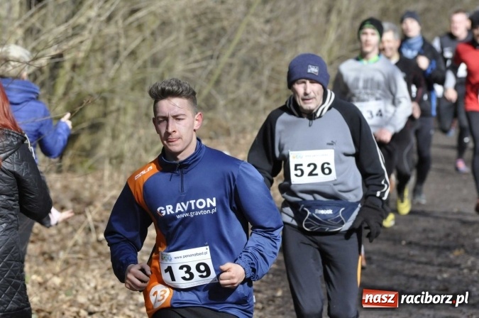 Zdjęcie w galerii na portalu naszraciborz.pl: VI Bieg Twardziela. Piękna pogoda, trudna trasa, rekordowa liczba uczestników wiadomości z regionu