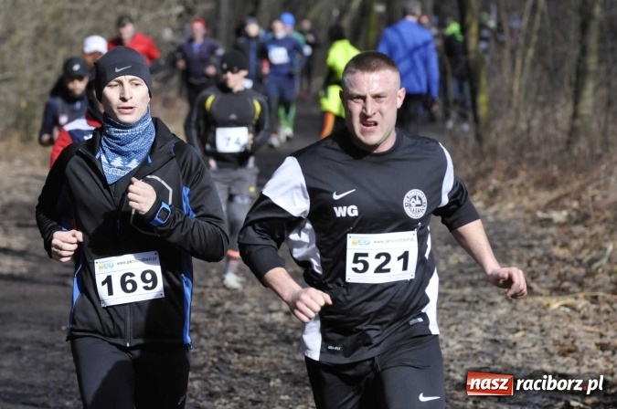 Zdjęcie w galerii na portalu naszraciborz.pl: VI Bieg Twardziela. Piękna pogoda, trudna trasa, rekordowa liczba uczestników wiadomości z regionu