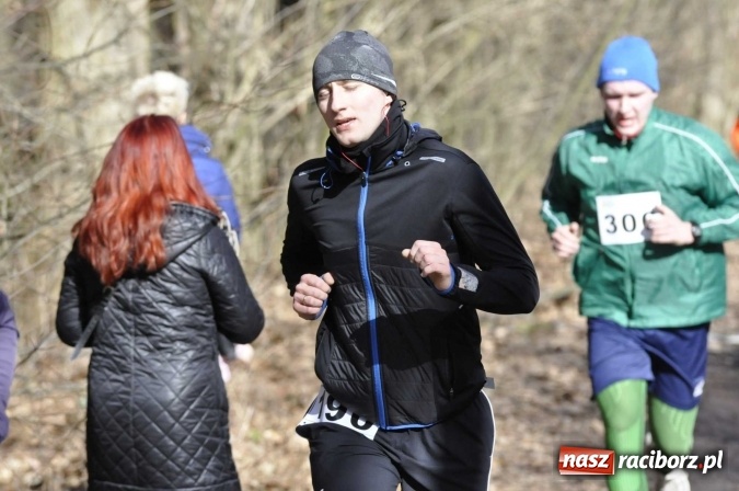 Zdjęcie w galerii na portalu naszraciborz.pl: VI Bieg Twardziela. Piękna pogoda, trudna trasa, rekordowa liczba uczestników wiadomości z regionu