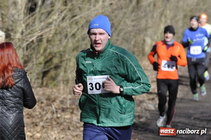 Zdjęcie w galerii na portalu naszraciborz.pl: VI Bieg Twardziela. Piękna pogoda, trudna trasa, rekordowa liczba uczestników wiadomości z regionu