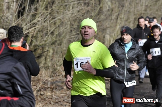 Zdjęcie w galerii na portalu naszraciborz.pl: VI Bieg Twardziela. Piękna pogoda, trudna trasa, rekordowa liczba uczestników wiadomości z regionu