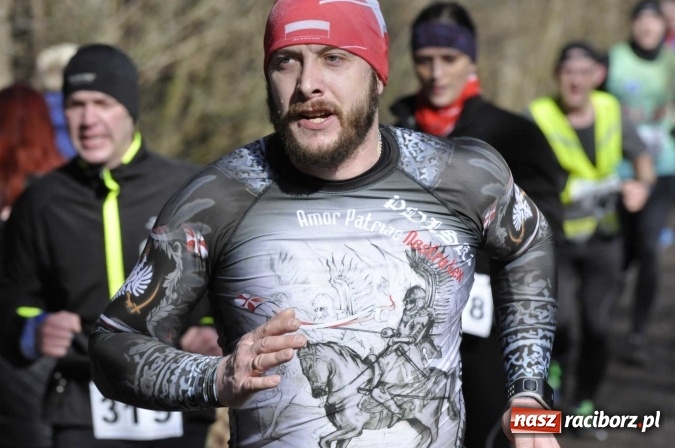 Zdjęcie w galerii na portalu naszraciborz.pl: VI Bieg Twardziela. Piękna pogoda, trudna trasa, rekordowa liczba uczestników wiadomości z regionu