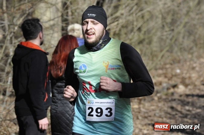 Zdjęcie w galerii na portalu naszraciborz.pl: VI Bieg Twardziela. Piękna pogoda, trudna trasa, rekordowa liczba uczestników wiadomości z regionu