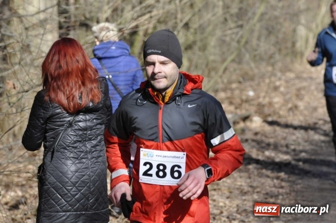 Zdjęcie w galerii na portalu naszraciborz.pl: VI Bieg Twardziela. Piękna pogoda, trudna trasa, rekordowa liczba uczestników wiadomości z regionu